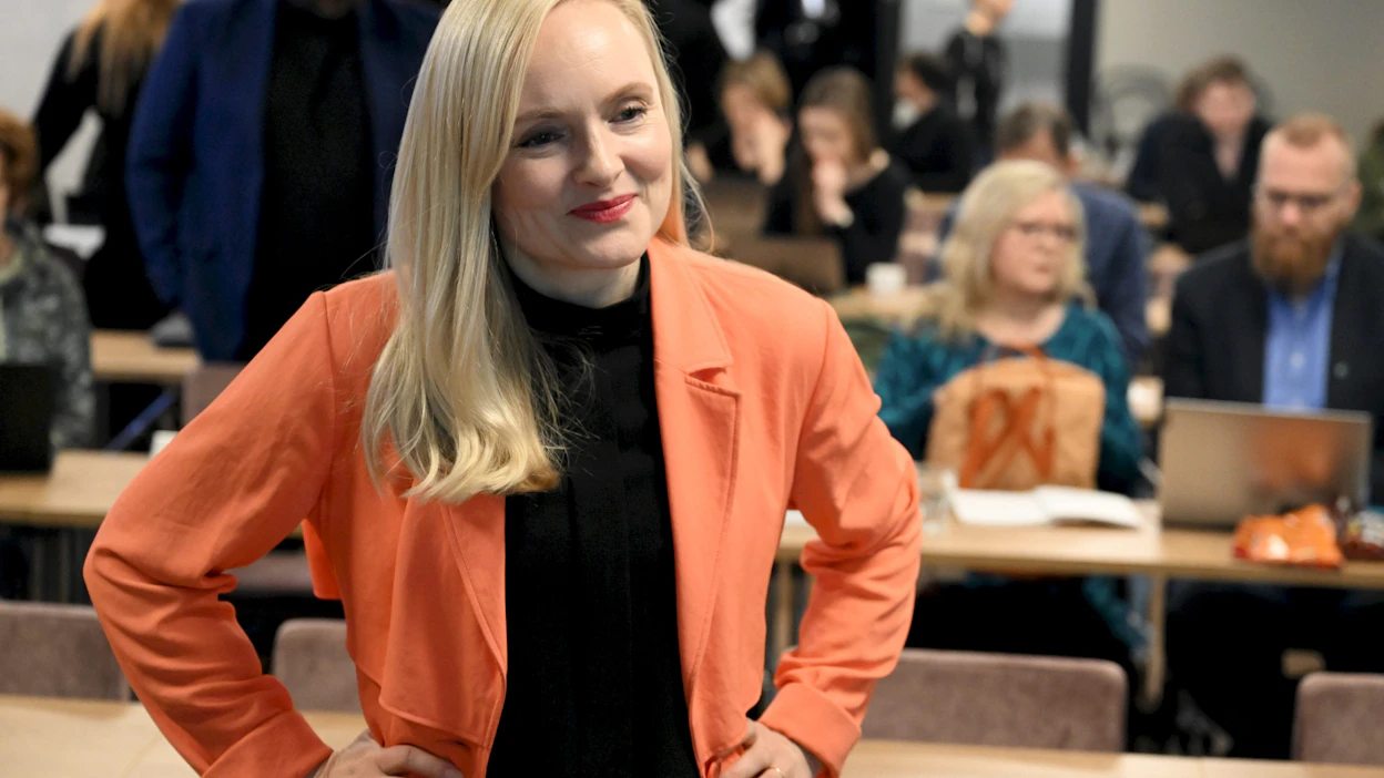 Vihreiden puheenjohtaja Maria Ohisalo puhui lauantaina vihreiden puoluevaltuuston kokouksessa Kouvolassa.