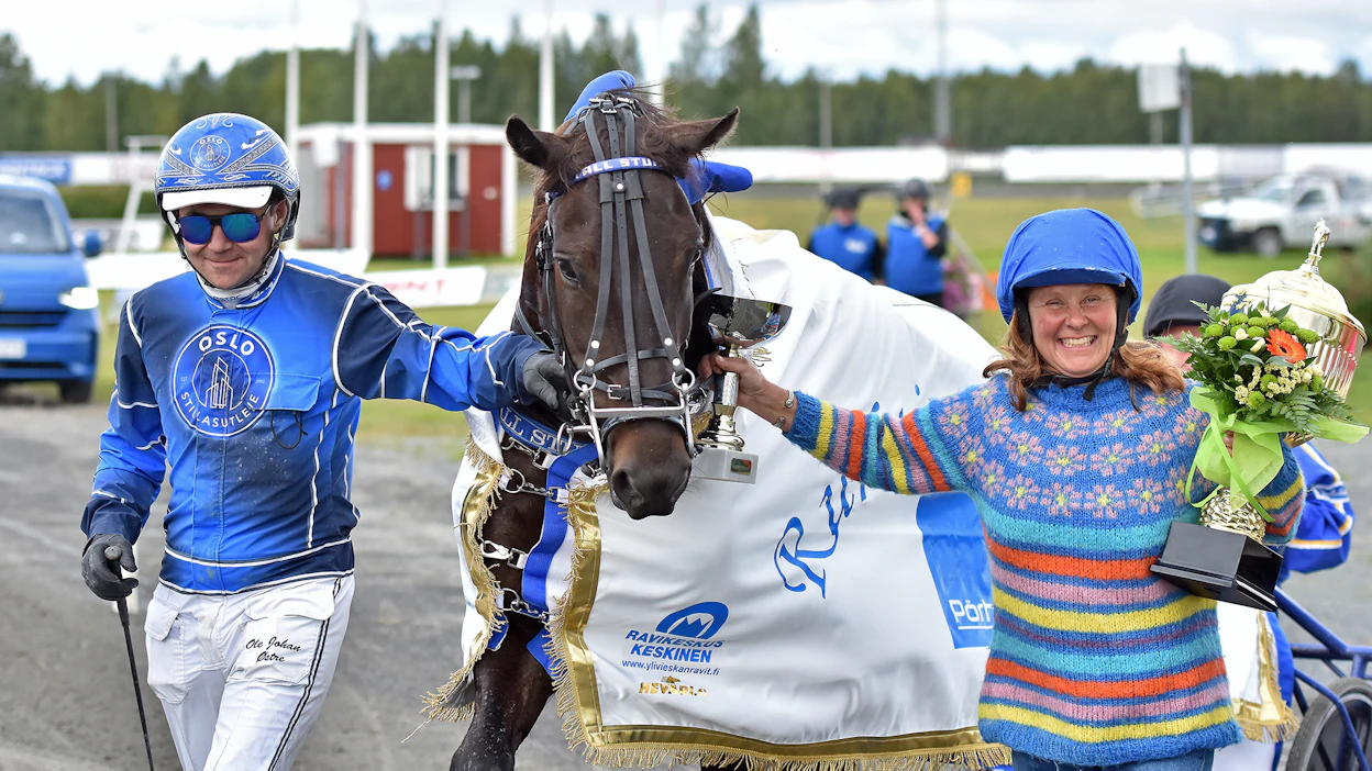 Merete Viksåsin valmentama ja Ole Johan Östren ohjastama Stumne Fyr tulee taas haastamaan suomenhevoset.