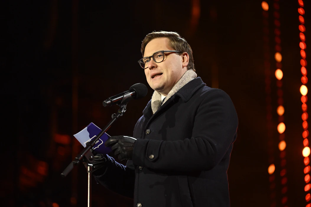 HS:n mukaan Helsingin pormestari Daniel Sazonov on pyytänyt tukiraha-asiasta selvitystä kaupungin työllisyyspalveluiden johdolta maanantaiksi kaupunginhallituksen elinkeinojaoston kokoukseen. RONI REKOMAA / LEHTIKUVA.