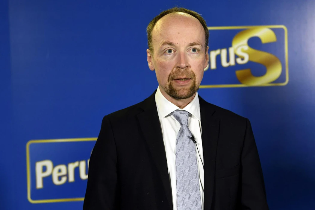 Halla-aho sanoi poliittisessa katsauksessaan, että ensi vuoden kuntavaaleissa keskustan asema johtavana kuntapuolueena ja maaseudun yksinvaltiaana on ensimmäistä kertaa vakavasti uhattuna. LEHTIKUVA / VESA MOILANEN