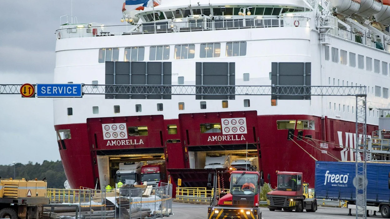 Päätös koskee ainakin Tallink Siljan, Eckerö Linen ja Viking Linen laivaliikennettä. Kuvituskuva.