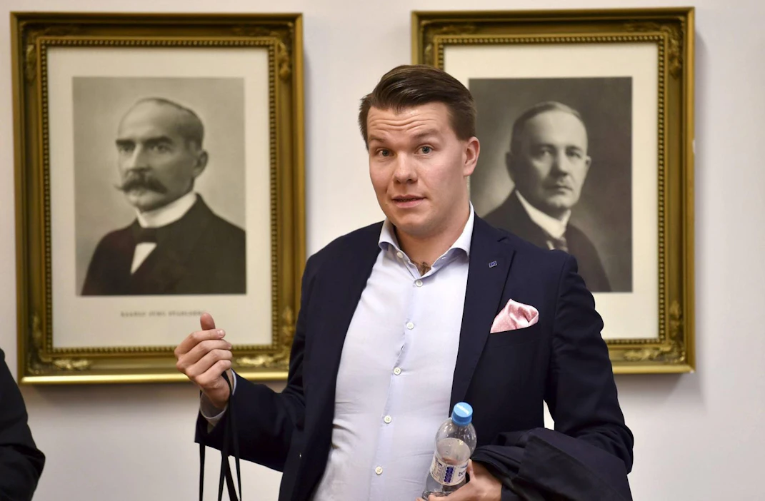 Mikkel Näkkäläjärvi on kertonut saaneensa tuomiot eläinsuojelurikoksesta sekä törkeästä rattijuopumuksesta. LEHTIKUVA / JUSSI NUKARI