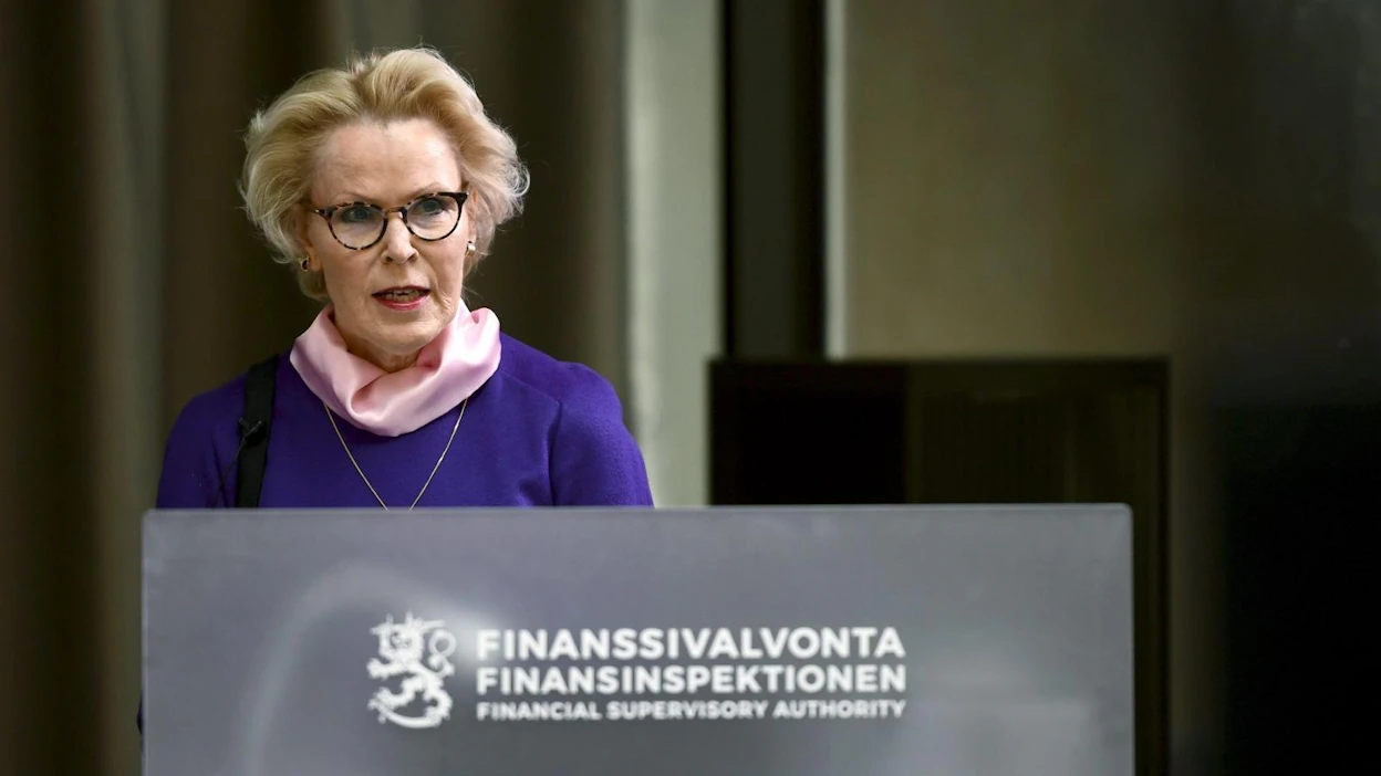 Koronapandemian pitkittyminen lisää riskejä, Finanssivalvonnan johtaja Anneli Tuominen arvioi. LEHTIKUVA / Emmi Korhonen