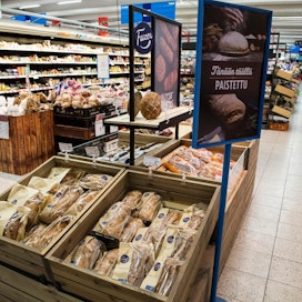 Paistopisteestä ostettua leipää päätyy roskiin muuta leipää useammin.