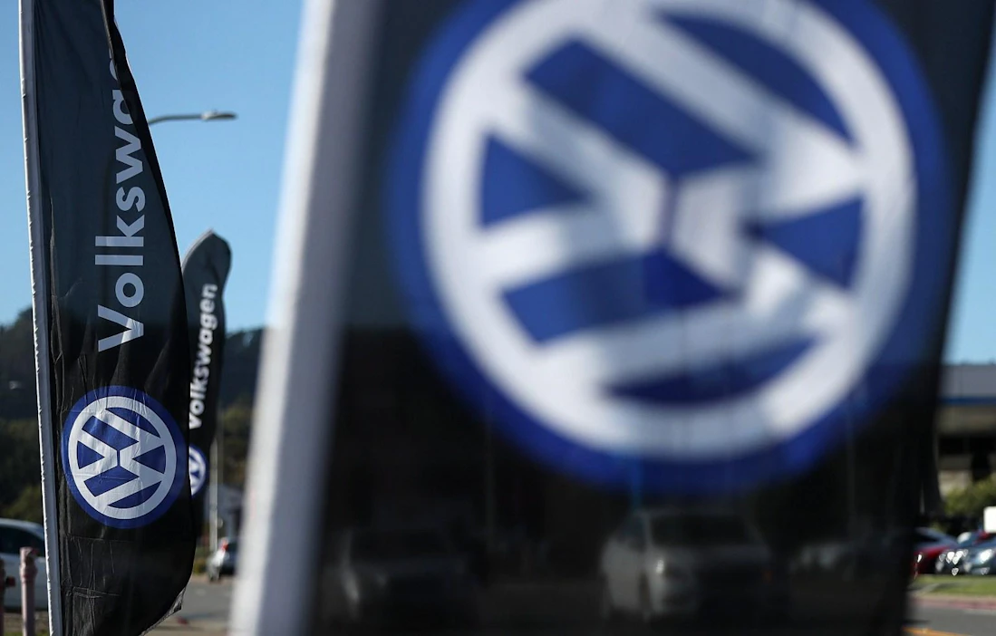 Volkswagen joutuu korjaamaan tiettyjä dieselmoottoreitaan jäätyään kiinni typen oksidipäästöjen manipuloinnista mittaustilanteissa.