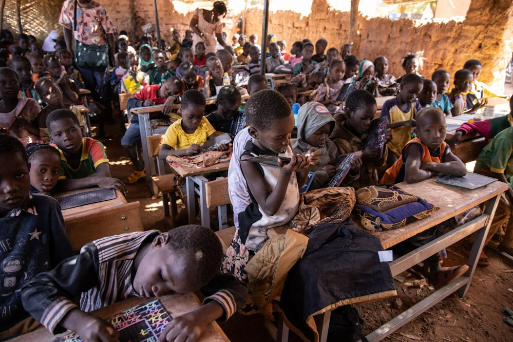 YK:n mukaan Burkina Fasoon tarvittaisiin humanitaarista apua yli 600 miljoonaa dollaria, mutta kuluvan vuoden kolmen ensimmäisen kuukauden aikana kokoon ei ole saatu edes neljää prosenttia tästä.