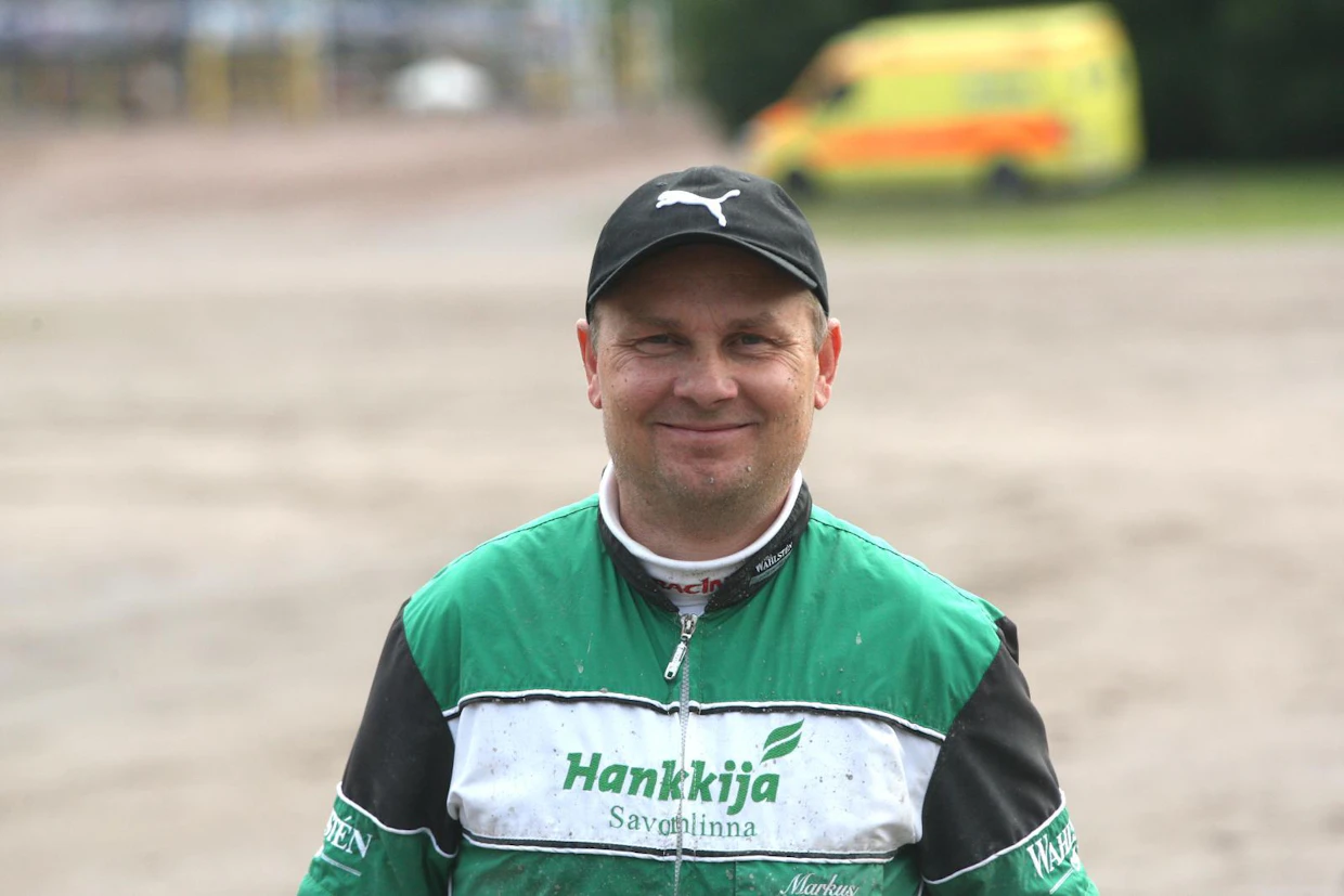 Markus Dahlström on menestynyt hyvin niin ohjastajana kuin valmentajanakin. Viime aikoina hän on keskittynyt enemmän valmentamiseen.