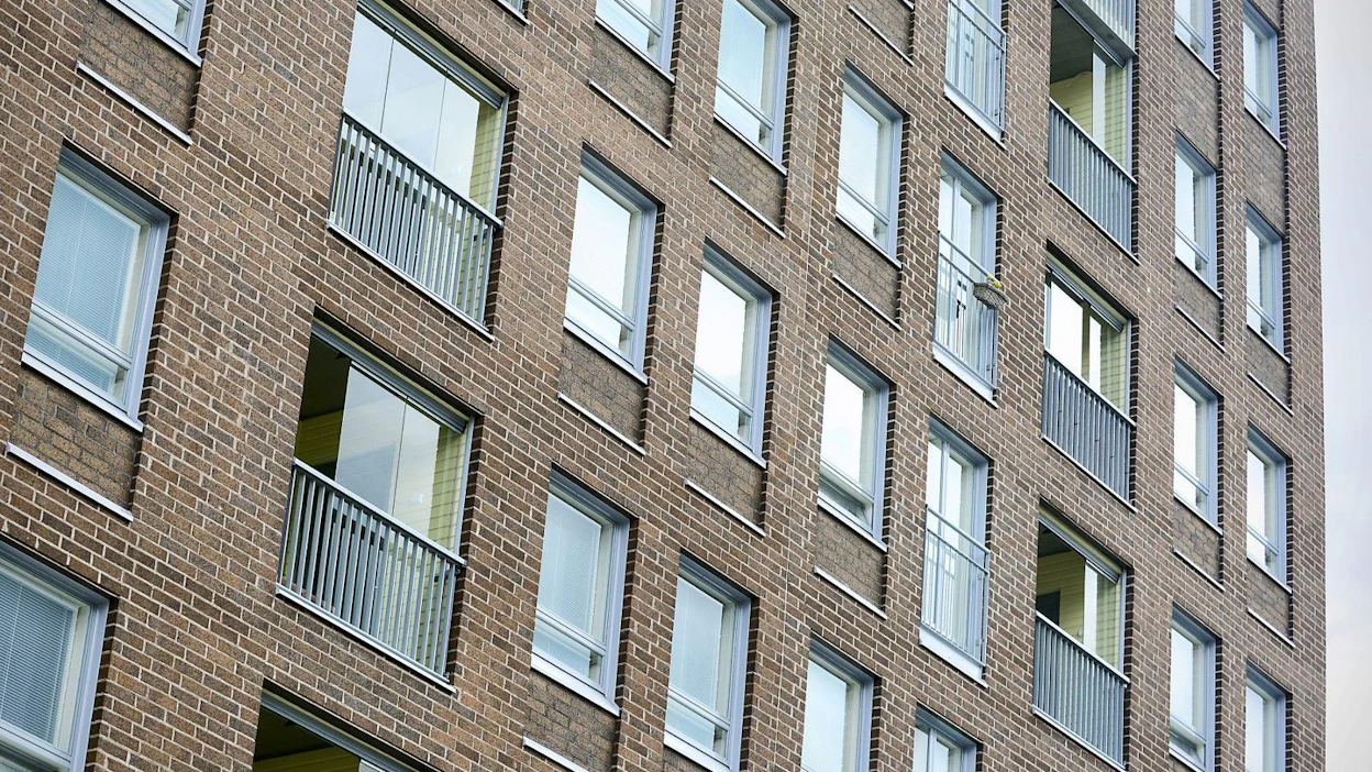Hinnat nousivat koko maassa niin maaliskuuhun (2,2 prosenttia) kuin edellisen vuoden huhtikuuhun (4,9 prosenttia) verrattuna. Lehtikuva / Aku Häyrynen