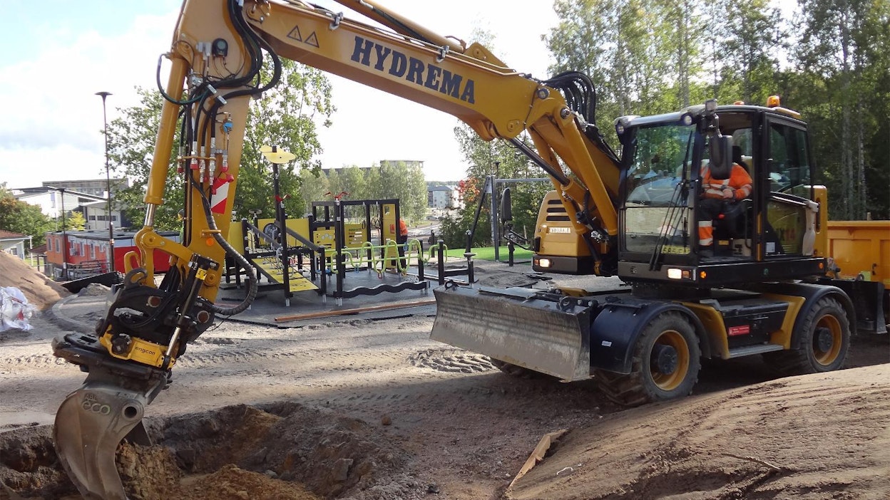 Kaivuvarren pituus on valittavista kolmesta vaihtoehdosta – 2, 2,5 tai 3 metriä.