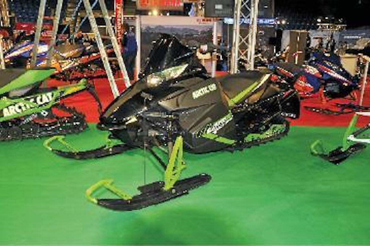 Arctic Cat El Tigre -nimi on otettu uudelleen käyttöön. Kelkka on tarkoitettu kiireiseen menoon.