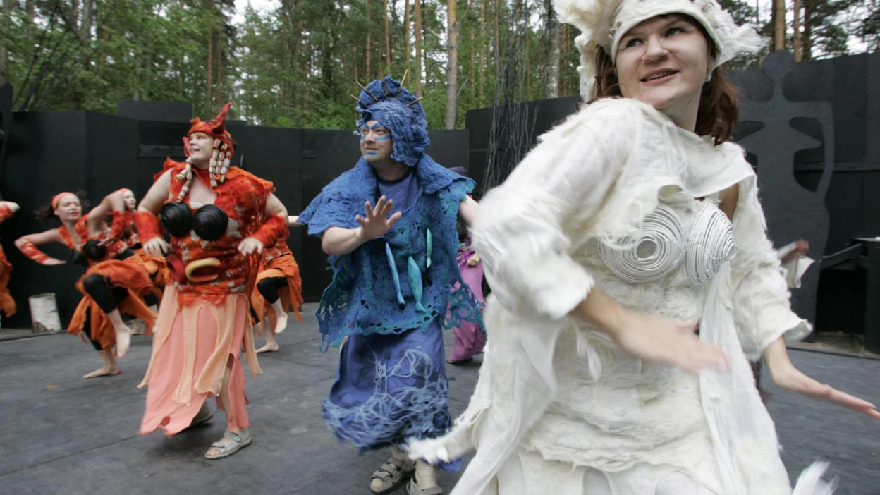 Kesäteatteri on tärkeä osa Ristiinan nuorisoseuran toimintaa.