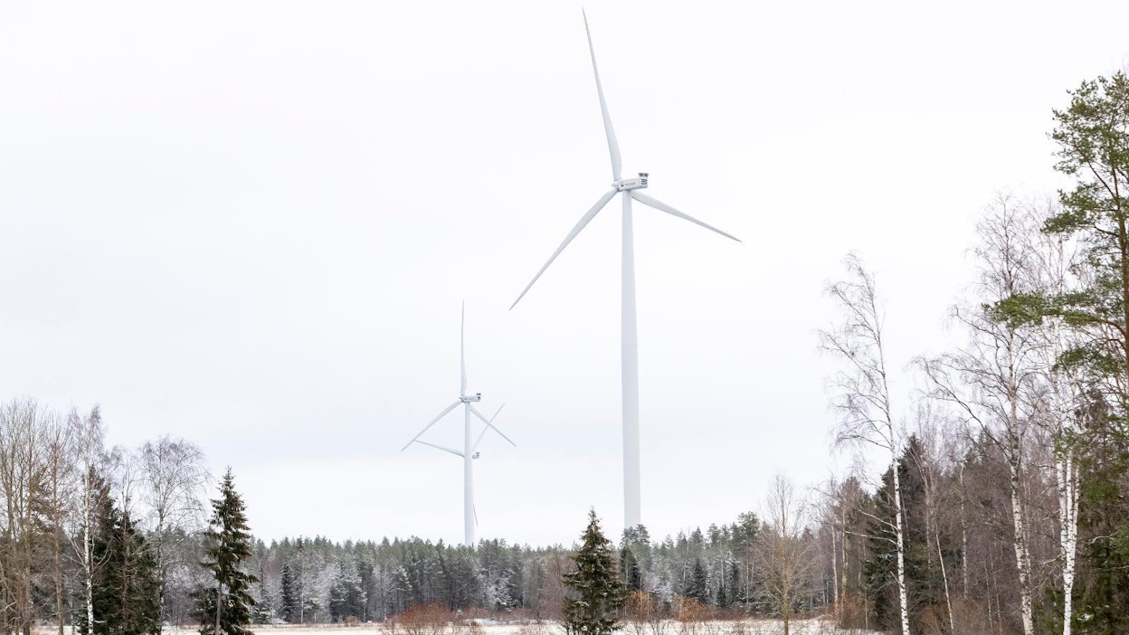 Uusia tuulivoimahankkeita tulee jatkuvasti vireille. Yhden tuulivoimalan taloudellinen vaikutus voi olla voimala-alueen maanomistajille 30 000–50 000 euroa vuodessa.
