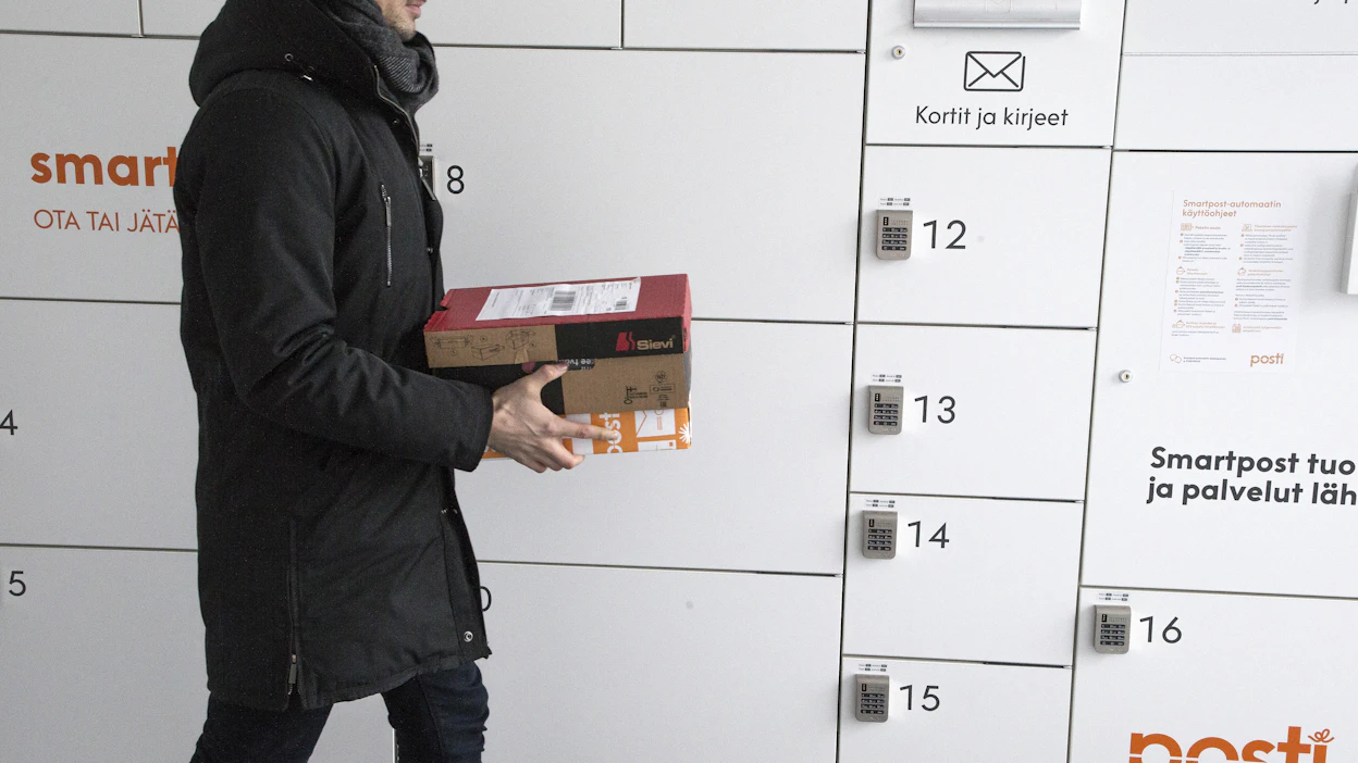 Rikolliset pyrkivät hyödyntämään loppuvuoden alennusmyynnit ja joululahjakauden.