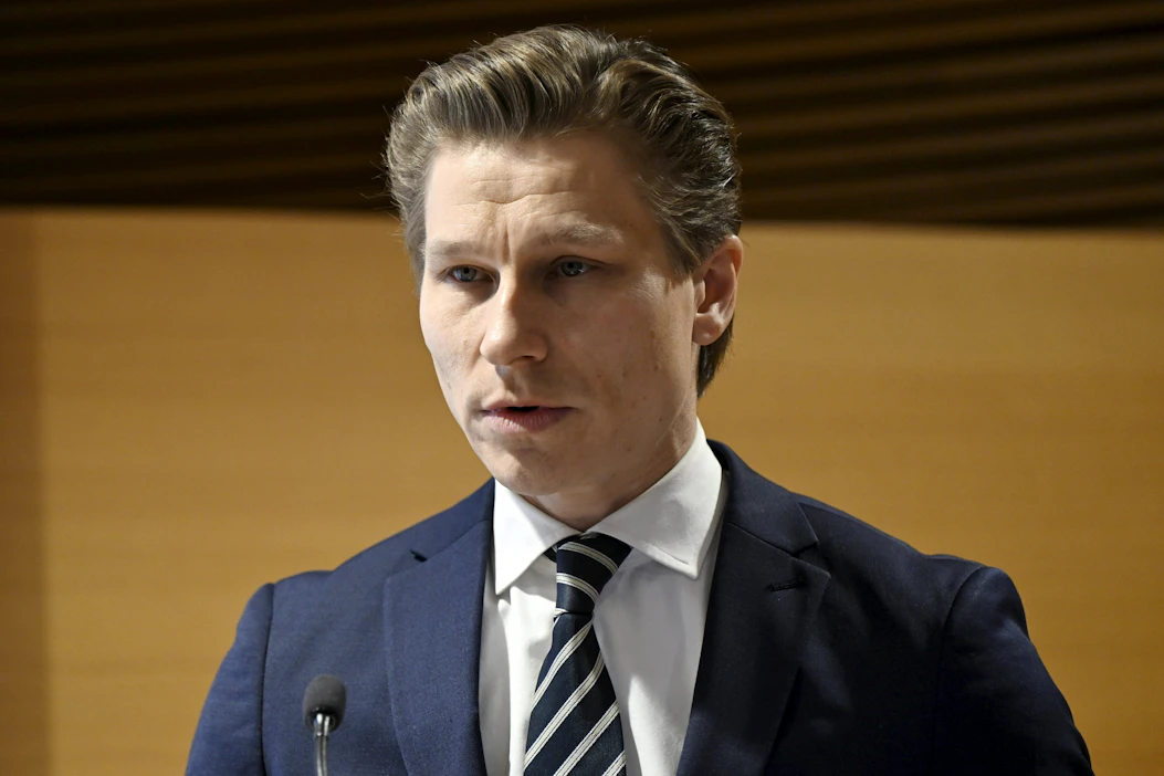 Asiasta on linjannut puolustusministeri Antti Häkkänen. LEHTIKUVA / Emmi Korhonen.