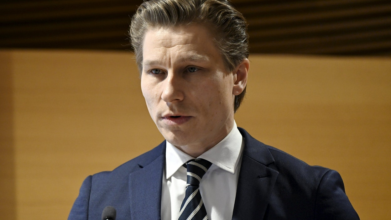 Asiasta on linjannut puolustusministeri Antti Häkkänen. LEHTIKUVA / Emmi Korhonen.