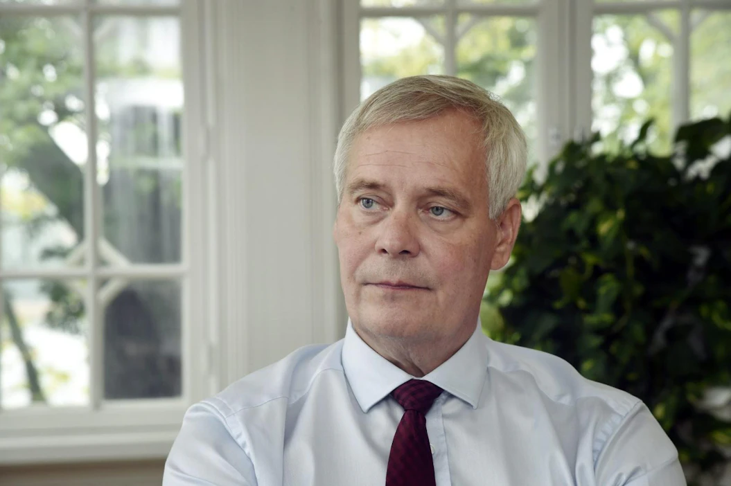 Puolet vastaajista ei pitänyt Antti Rinteen (sd.) hallituksen onnistumista hyvänä eikä huonona tai ei osannut sanoa kantaansa. LEHTIKUVA / Markku Ulander