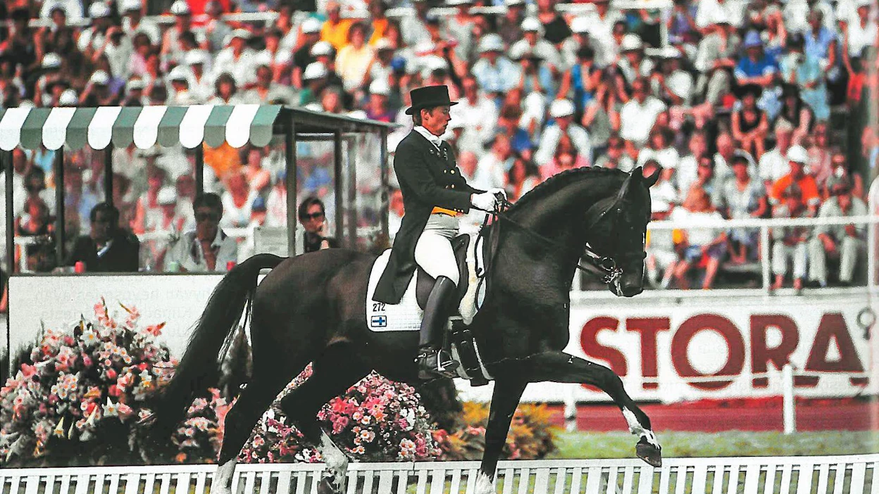 Matador on ollut mittapuu, jonka mukaan Kyra Kyrklund arvioi kaikkia muita hevosiaan. Kuvassa kaksikko kilpaili voittoisasti Tukhoman MM-kisoissa vuonna 1990.