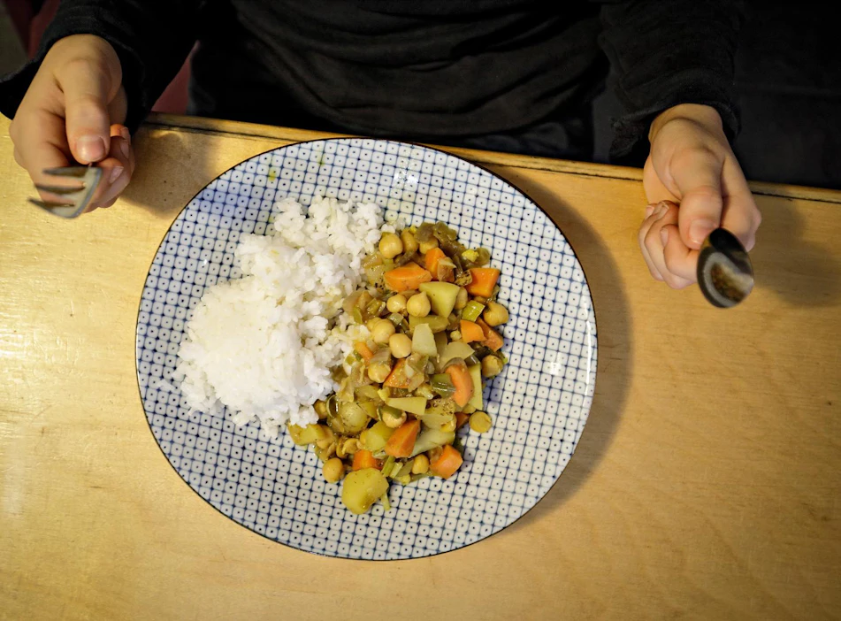 Tutkimuksessa havaittiin, että 17,9 prosenttia naisista ja 2,4 prosenttia miehistä oli kärsinyt syömishäiriöstä varhaisaikuisuuteen mennessä.