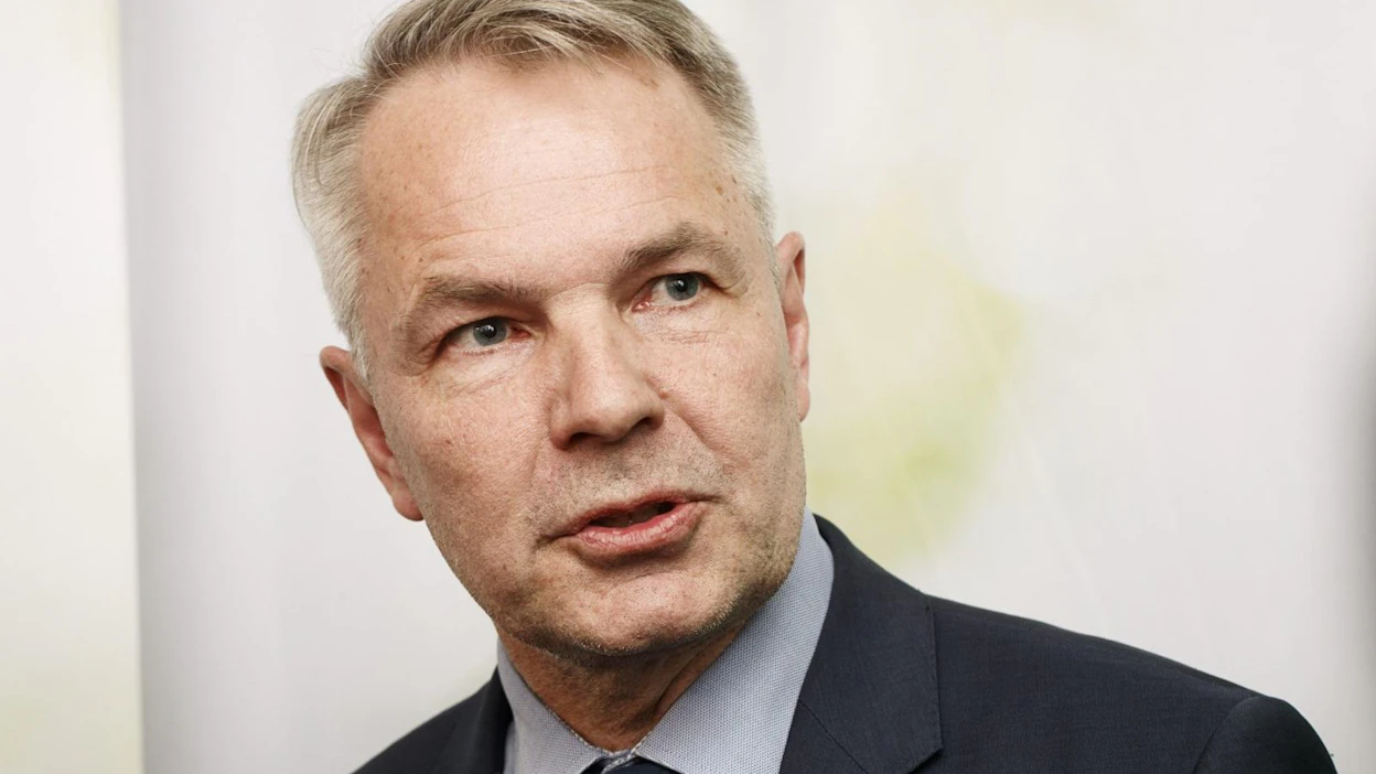 Ilta-Sanomat kertoi tänään, että Haavisto yritti painostaa ulkoministeriön virkamiestä tuomaan Syyrian al-Holin pakolaisleirin suomalaislapset Suomeen konsulikyydillä, ilman leirillä olevia äitejään. LEHTIKUVA / RONI REKOMAA