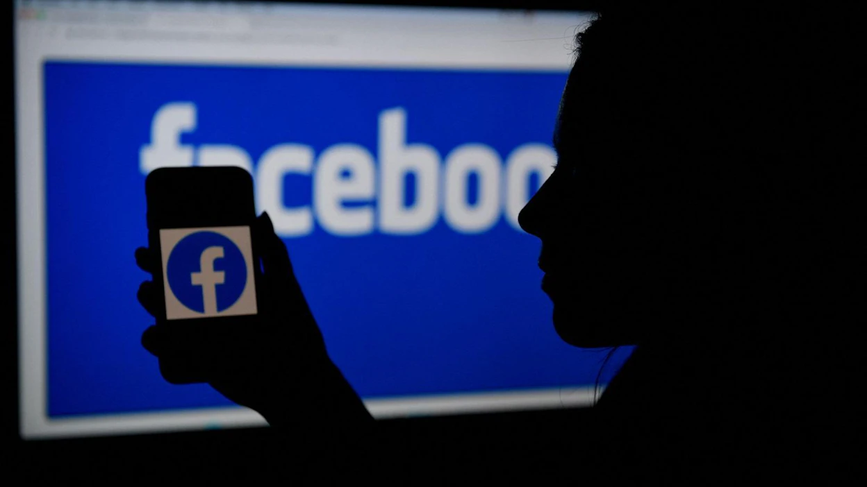 Facebookin käyttäjämäärä kasvoi vuoden takaisesta seitsemällä prosentilla 2,9 miljardiin käyttäjään. LEHTIKUVA/AFP