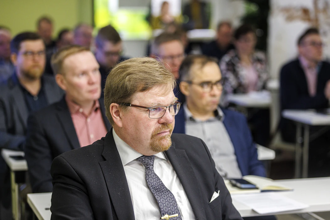 MTK:n johtokunnassa vaikuttava joensuulainen Asko Miettinen muistuttaa valkoposkihanhien torjunnan realiteeteista.