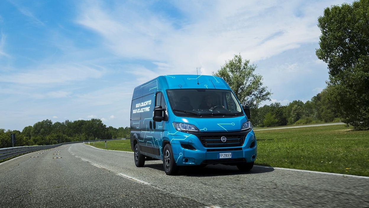 FFiat Ducato Electric pohjautuu uudistettuun, mallivuoden 2020 Ducatoon. Valmistaja lupaa käytettävyyden ja tilojen olevan samaa tasoa kuin dieselmalleissa. Kantavuutta löytyy parhaimillaan 1950 kg.