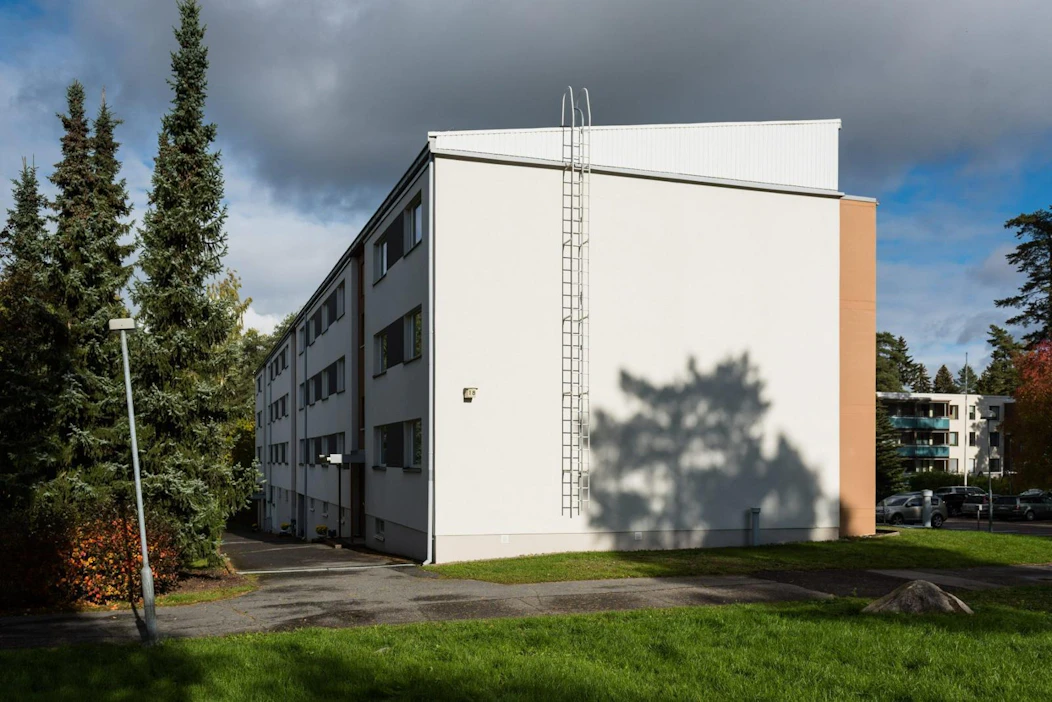 KRP tutkii Hämeenlinnassa Kettumäen alueella myöhään perjantai-iltana tapahtunutta ampumista murhan yrityksenä. LEHTIKUVA / TOMI JOKELA