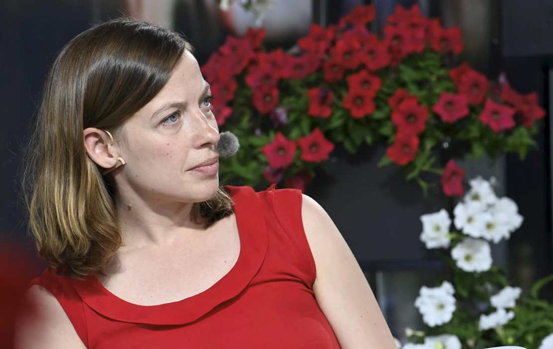 Anderssonin mukaan hallitus on linjannut, että lapsiin ja nuoriin kohdistuvien rajoitusten pitää olla viimesijaisia ja että viime kevään koulusulku oli viimeinen laajamittainen lapsiin ja nuoriin kohdistuva toimi. LEHTIKUVA / Heikki Saukkomaa