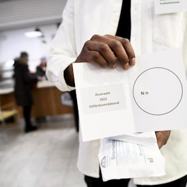Aluevaaleissa voi vielä tiistaina aikana äänestää vapaasti missä tahansa yleisessä ennakkoäänestyspaikassa Suomessa.