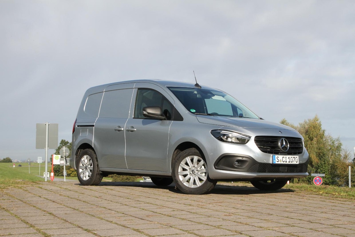 Mercedes-Benz Citanin MBUX-järjestelmä sekä turvallisuusjärjestelmät keräsivät tuomaristolta kiitosta. Mercedes-Benz on voittanut myös kolme kertaa aiemmin vuosina 1995, 1997 ja 2005