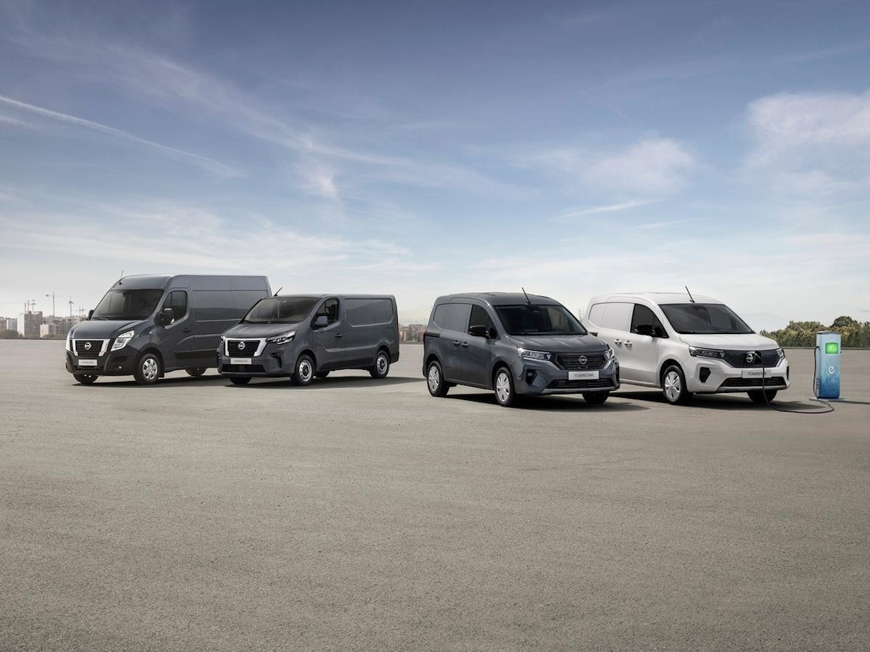 Nissanin pakettiautomalliston nimet vaihtuvat numeraalisista perinteisiin nimiin. Uuden malliston muodostavat Interstar, Primastar ja uusin tulokas Townstar.
