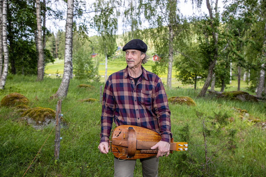 Kampiliira on ensimmäinen Tapio Mattlarin opettelemista perinnesoittimista.