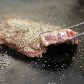Mikäli Suomen EU-asetusehdotus menee läpi, saa tulevaisuudessa ravintoloissa tietää lihan alkuperän sitä erikseen kysymättä.