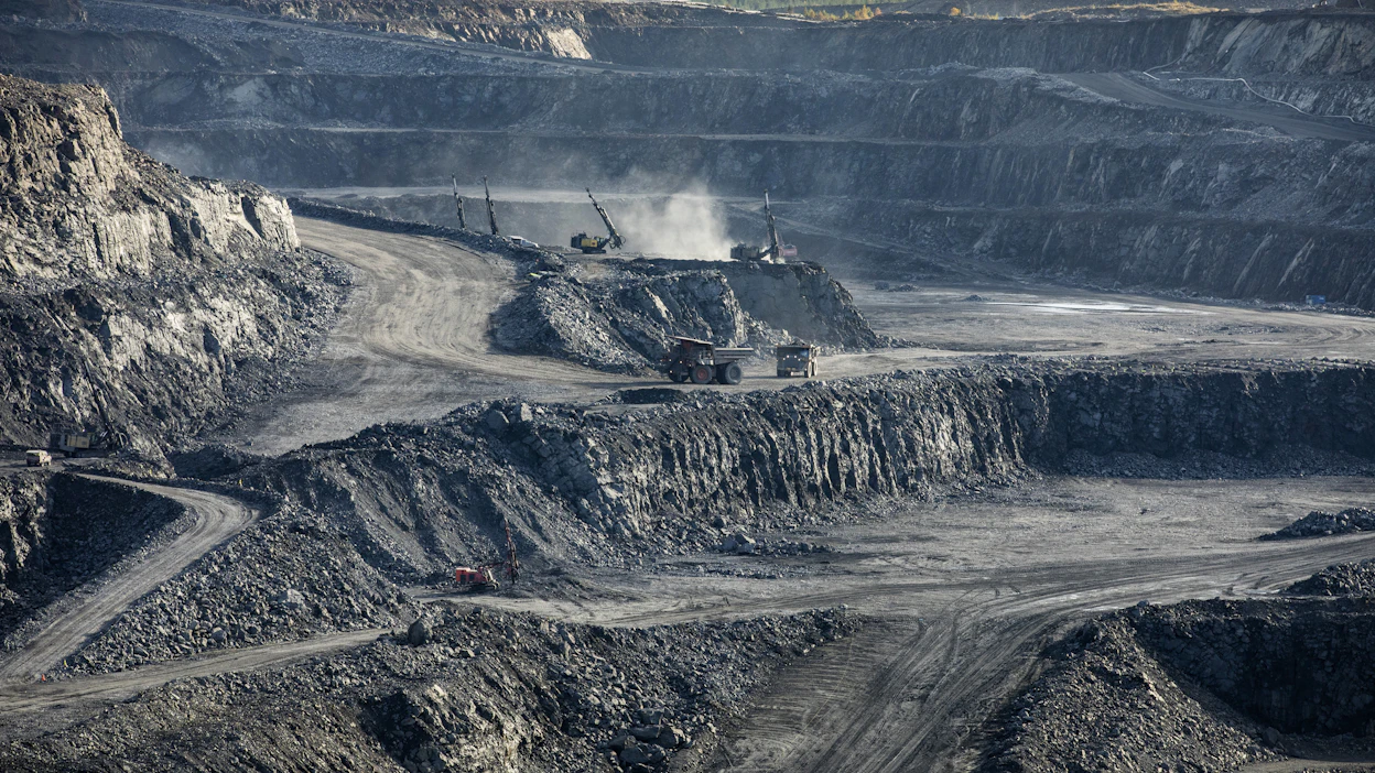 Euroopan parlamentti hyväksyi komission esityksen kriittisiä mineraaleja tuottavien kaivosten lupaprosessi nopeuttamisesta. Esimerkiksi Terrafamen kaivoksesta Sotkamossa löytyy näitä mineraaleja.
