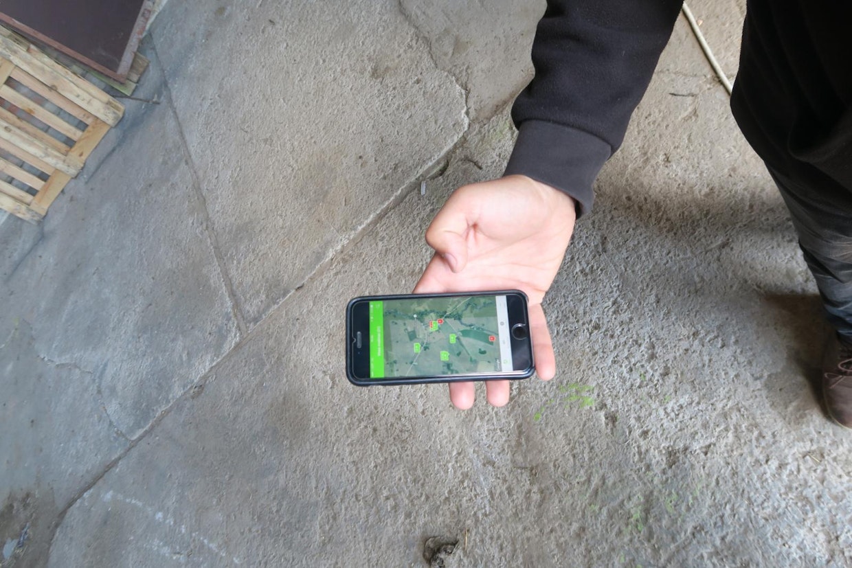 Lielvircava AGRO:lla käytetään mobiilisovellusta, jolla voidaan reaaliaikaisesti seurata tilan traktoreiden polttoainetilannetta ja sijaintia kartalta. Eräs sovelluksen tärkeä hyöty on polttoaine- ja traktorivarkauksien estäminen, sillä ne voivat alueella muodostua ongelmaksi.