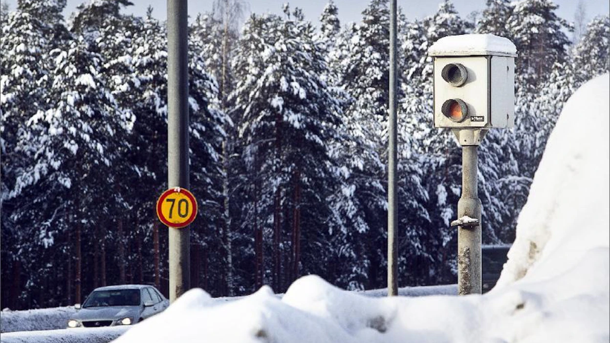 Nykyisellään peltipoliisien valvonnassa on noin 3 000 kilometriä valtaväyliä. Kari Salonen