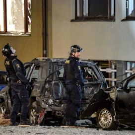 Uutistoimisto TT:n mukaan Tukholman räjähdys kuului useiden kilometrien päähän. Räjähdys aiheutti mittavia vaurioita asuintalolle ja lähistön ajoneuvoille. LEHTIKUVA/TT