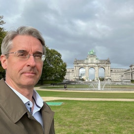 Eero Yrjö-Koskinen otti itsestään kuvan syyskuussa Brysselissä.