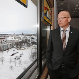 Tornion kaupunginjohtaja Timo Nousiainen pitää liikkumisrajoituksen tiukentamista perusteltuna.
