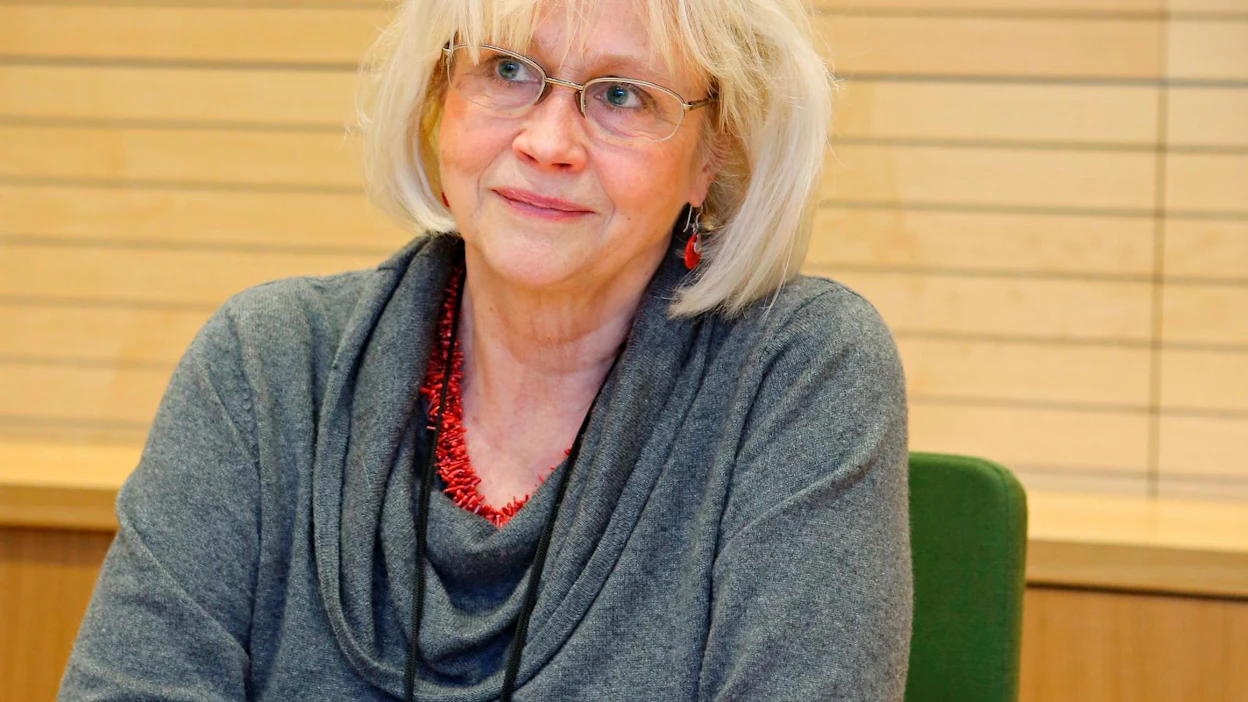 Leena Tenhola jatkaa Mavin ylijohtajana kautensa loppuun eli ensi vuoden huhtikuuhun.