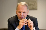 Maa- ja metsätalousministeri Jari Leppä (kesk.) on tänään tiistaina hyväksynyt Suomen ensimmäisen hallintasuunnitelman EU:n haitallisille vieraslajeille.