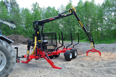 Kuvassa Farmi Smart FT10-CR46 -metsäyhdistelmä.