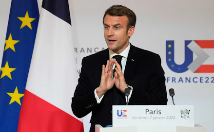 Ranskan presidentti Emmanuel Macron usuttaa Euroopan unionia käymään suoraa vuoropuhelua Venäjän kanssa.