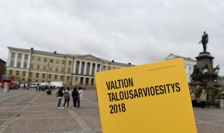 Hallitus antaa tänään eduskunnalle esityksensä ensi vuoden talousarvioksi.