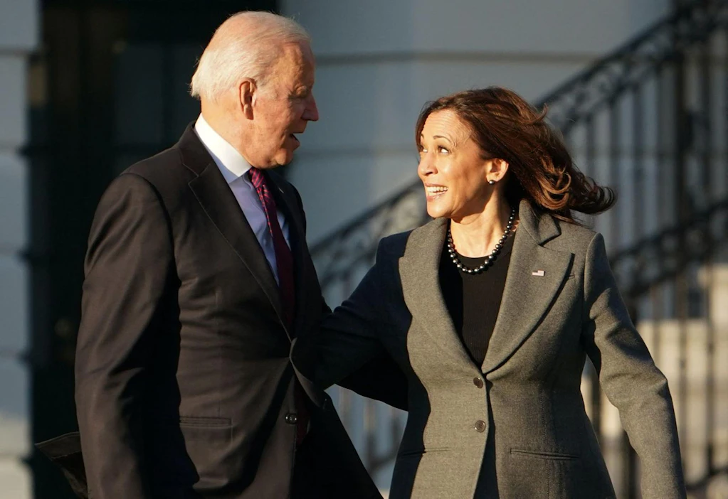 Presidentti Joe Biden siirtää valtaoikeutensa varapresidentti Kamala Harrisille siksi aikaa, kun hänelle tehdään paksusuolen tähystys nukutuksessa. LEHTIKUVA/AFP