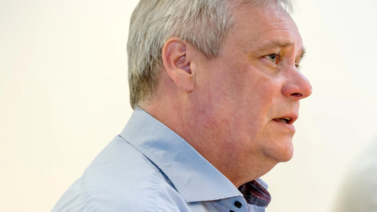 SDP:n puheenjohtaja Antti Rinne peruuttaisi monta Juha Sipilän hallituksen päätöstä.