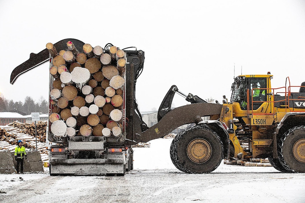 Paperiliiton ja Metsäteollisuuden sovittelu jatkuu perjantaina.