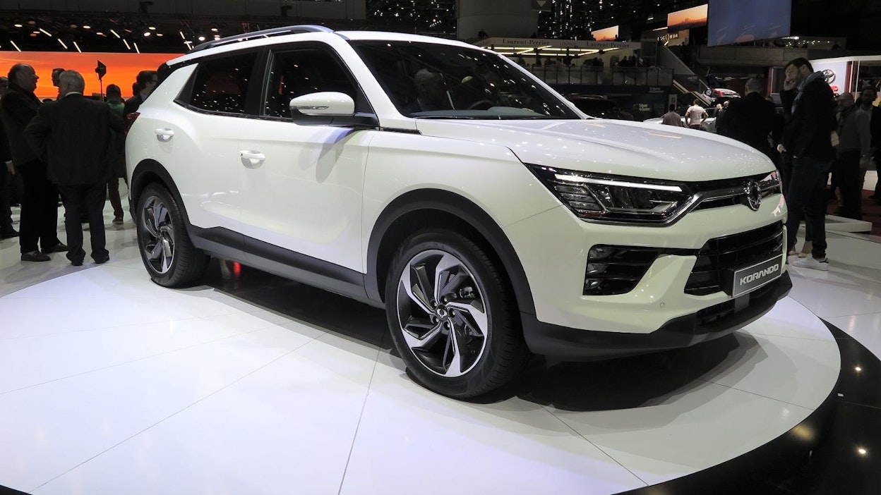 Syksyllä Suomeen saapuvan SsangYong Korando -katumaasturin saa sekä etu- että nelivetoisena niin diesel- kuin bensiinimoottorilla varustettuna. Vuonna 2020 mallisto täydentyy sähköisellä voimalinjalla.