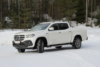 Mercedes-Benz X 350d on tilattavissa toimitusajan ollessa 2–3 kuukautta versiota riippuen.