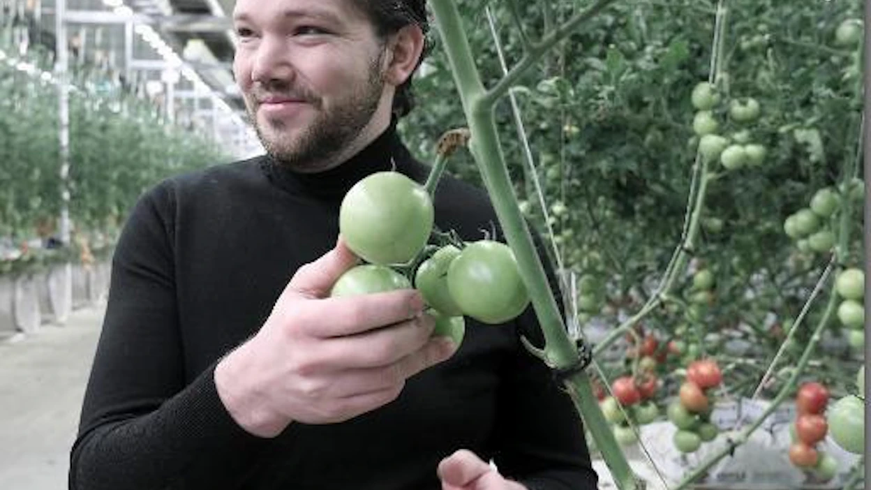 Sebastian Anttila viihtyy isänsä suvun kotikonnuilla Satakunnassa. Hän nauttii suomalaisesta elämänmenosta, joka on rauhallisempaa kuin sveitsiläinen.